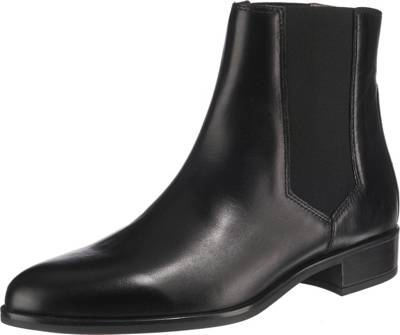 unisa chelsea boots