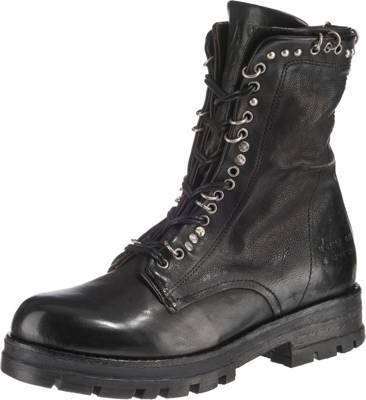 Schnürstiefeletten