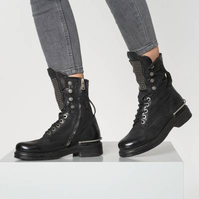 Schnürstiefeletten 2
