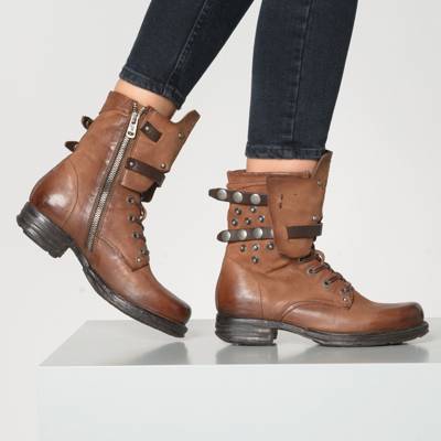 Schnürstiefeletten 2