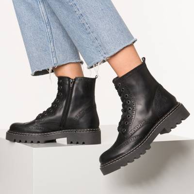 Schnürstiefeletten 2