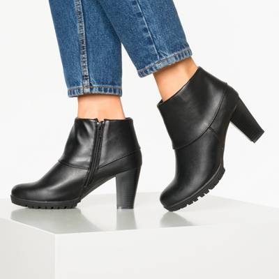 Stiefeletten 2