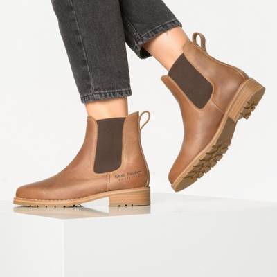 Josslyn Chelsea Boots 2