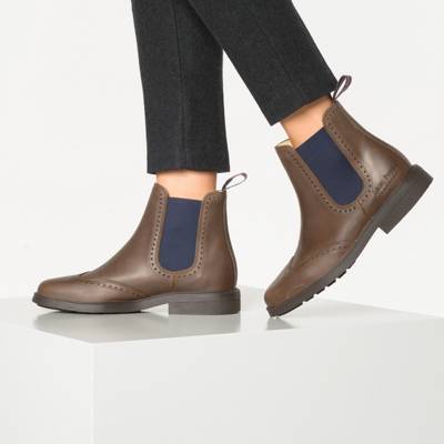 Hobart Chelsea Boots 2