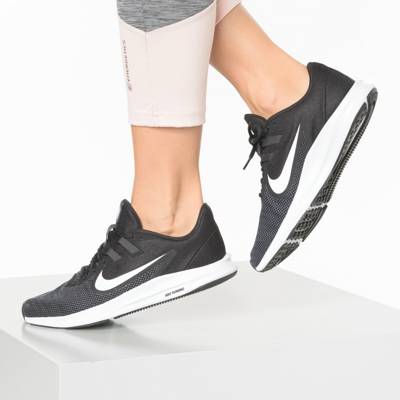 Wmns Downshifter Laufschuhe 2