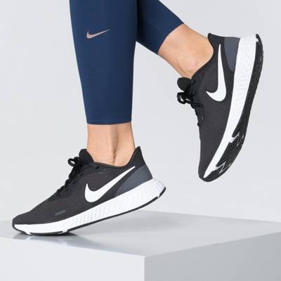 Wmns Revolution Laufschuhe 2
