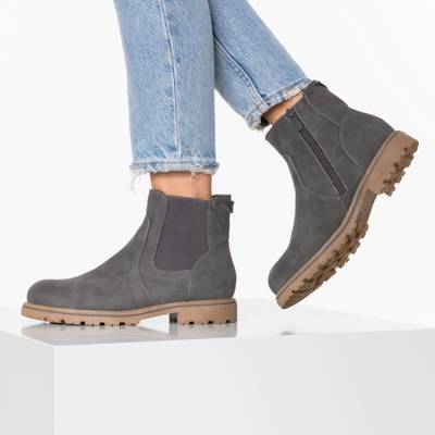Chelsea Boots 2