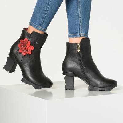 Plateau-Stiefeletten 2