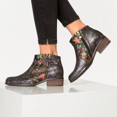 Chelsea Boots 2