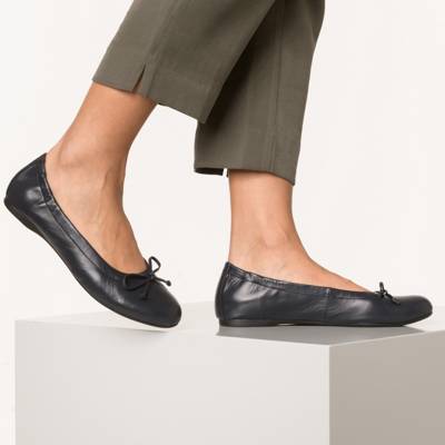 Klassische Ballerinas 2