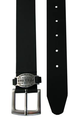 Petrol Industries Ledergürtel mit schicker Markengravur Gürtel 2