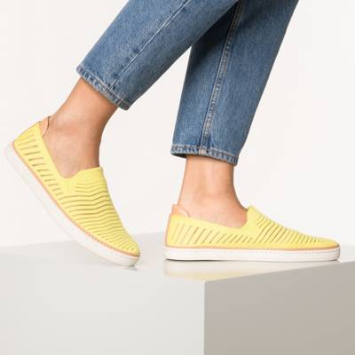 W Sammy Chevron Slip-On-Sneaker 2