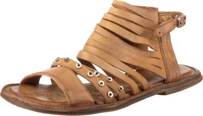 Riemchensandalen