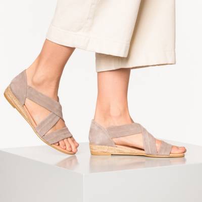 Klassische Sandalen 2