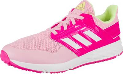 Sportschuhe in Pink von adidas für Mädchen. Sportschuhe in Pink von adidas für Mädchen.