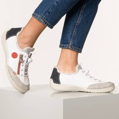 Sportliche Halbschuhe 2