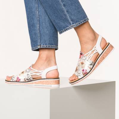 Klassische Sandalen 2