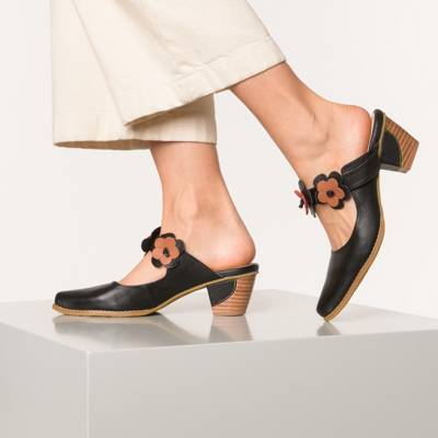 Docnjono 07 Pantoletten 2