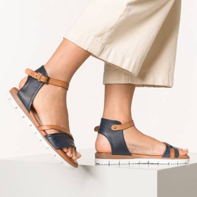 Riemchensandalen 2