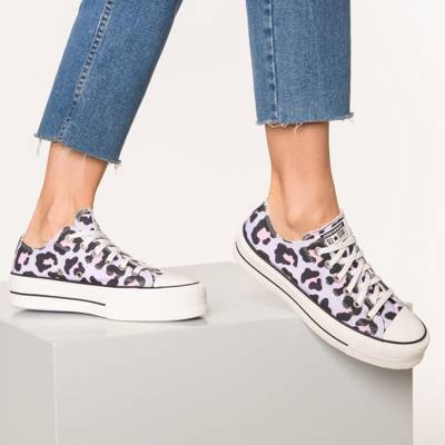 Chuck Taylor All Star Lift Sneakers Low 2