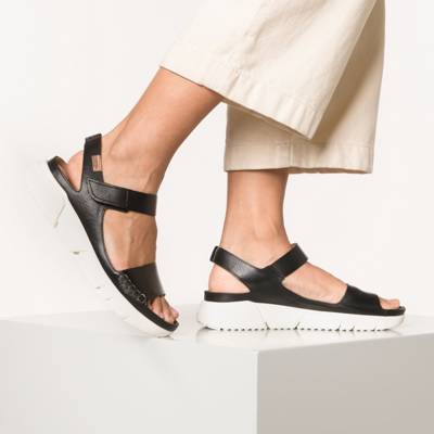 P. Vallarta Klassische Sandaletten 2