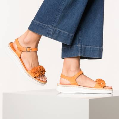 Klassische Sandalen 2