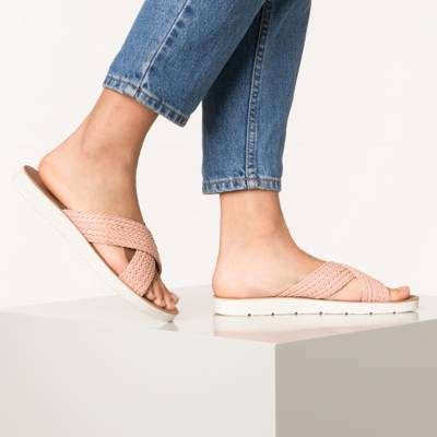 Dounia Pantoletten 2