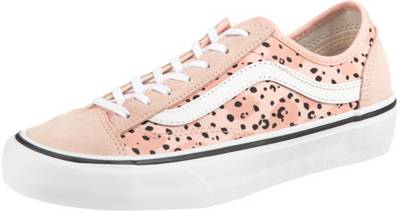 ua style 36 decon sneaker