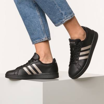 Grand Court Sneakers Low 2