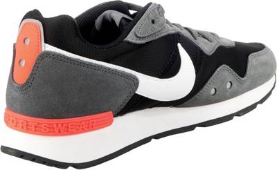 nike venture grey