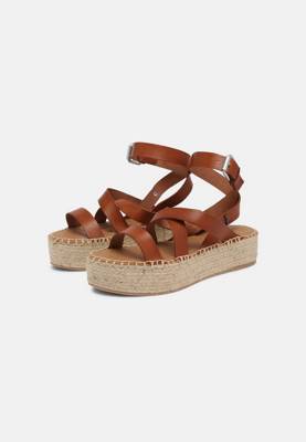 espadrilles mit riemen