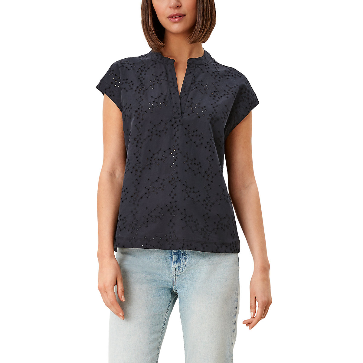 s.Oliver Blusenshirt mit Broderie Anglaise T-Shirts blau