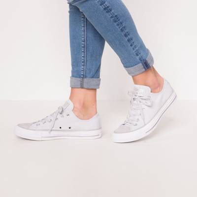 Chuck Taylor All Star Ox Sneakers 2