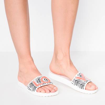 Sloane Trib Badeschuhe 2