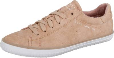 Riata Lace up Sneakers Low