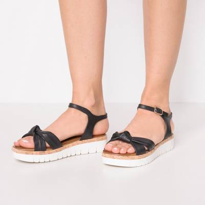 Riemchensandalen 2