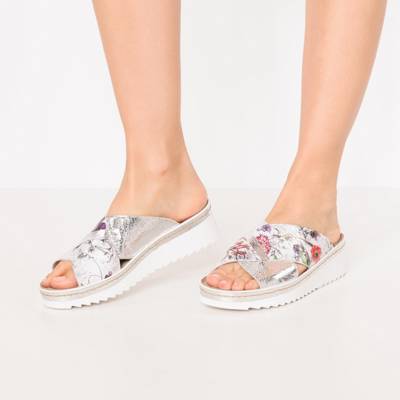 7569149 Pantoletten 2