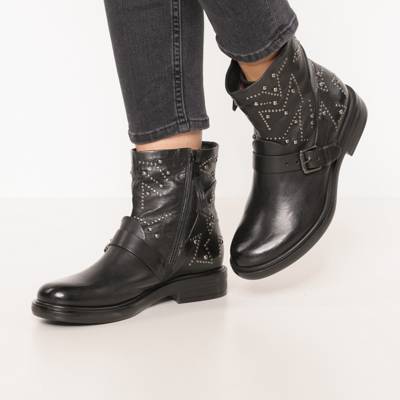 CAFE Klassische Stiefeletten 2