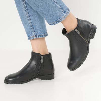 Helina Klassische Stiefeletten 2